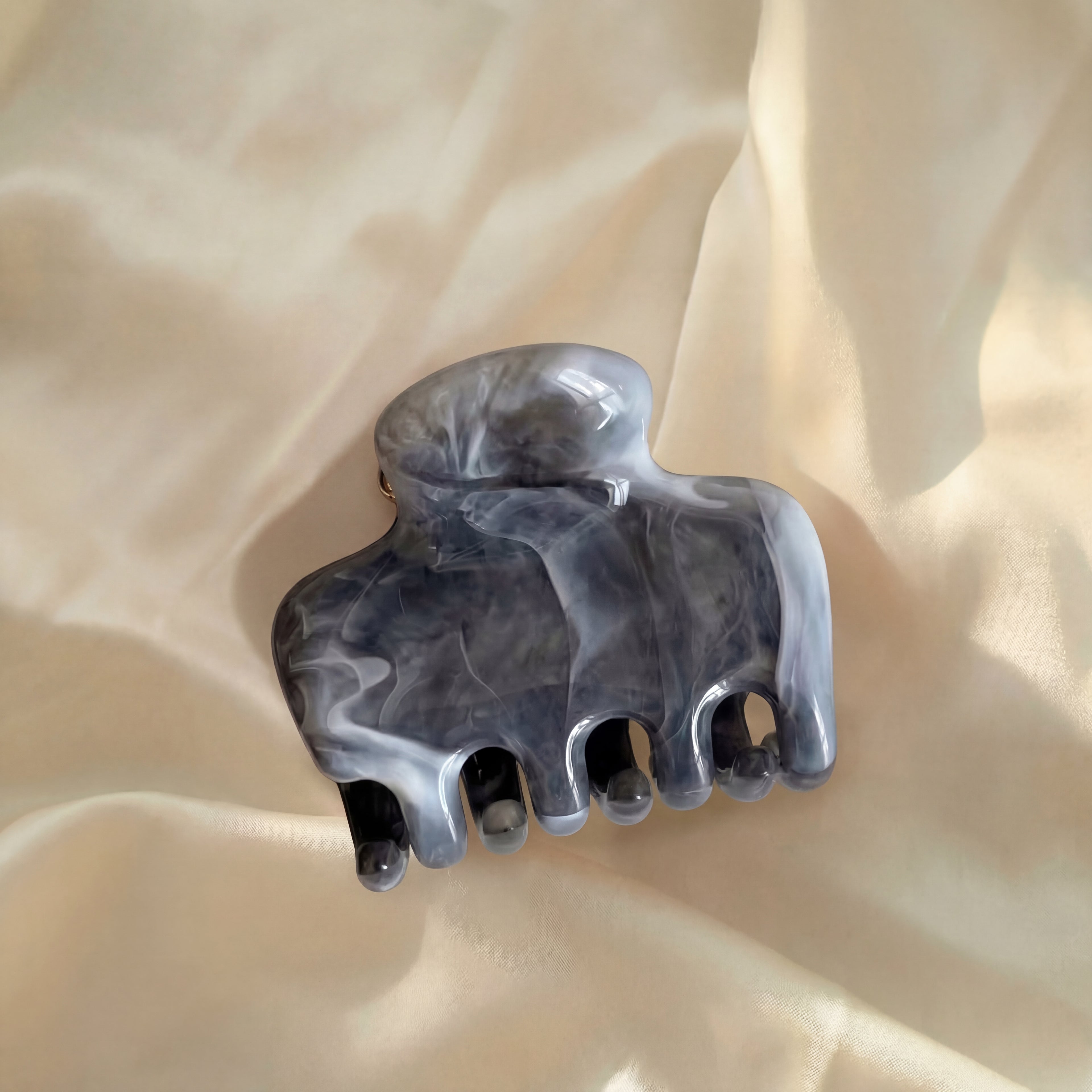 MINI ACETATE CLIP IN CHARCOAL